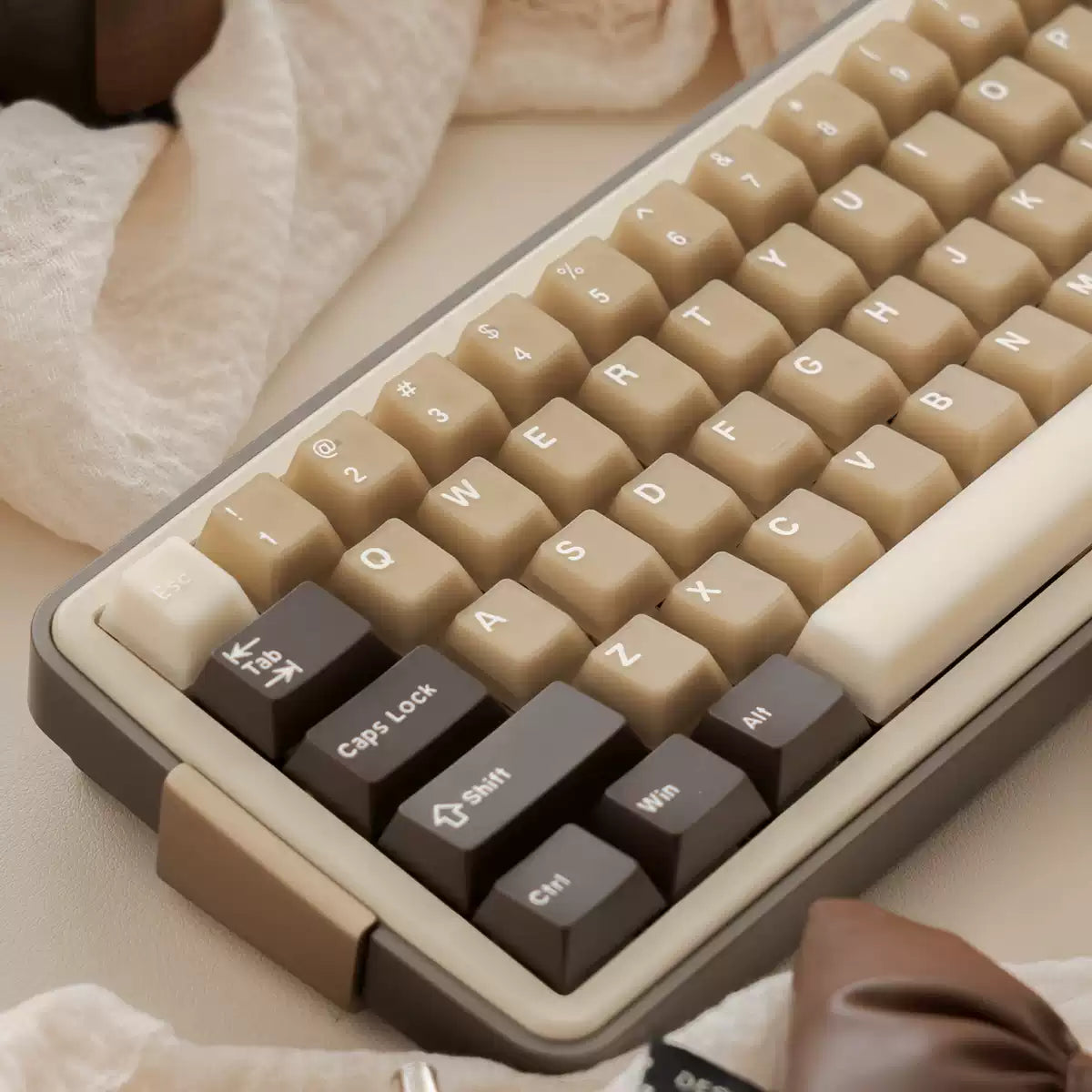 Raw Coconut Latte Semi-Transparent ANSI/ISO Keycap Set