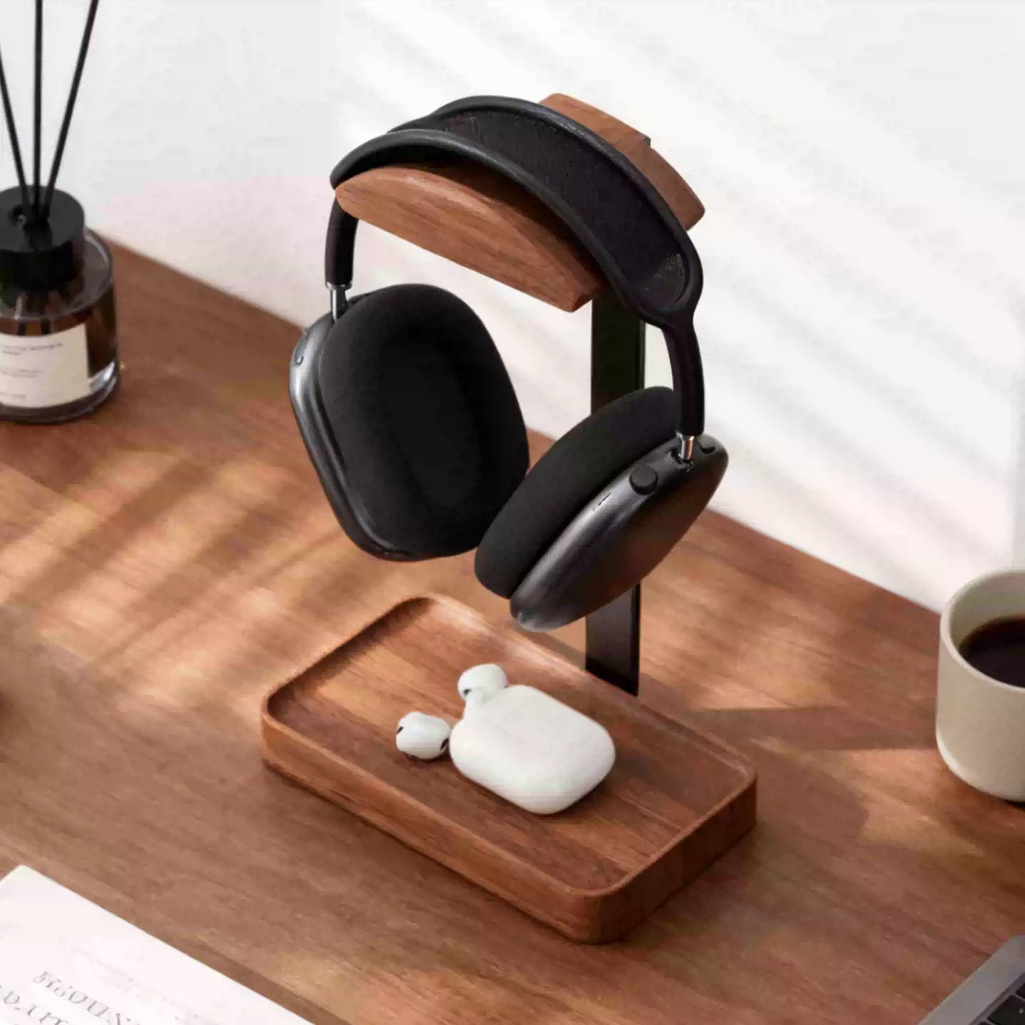 Musowood - Walnut Wood Headphone Stand