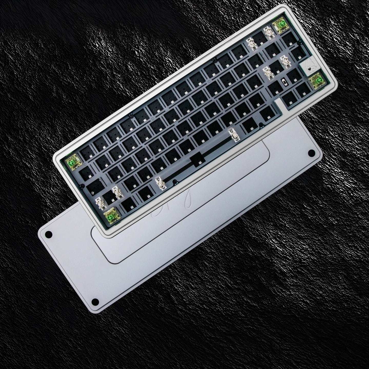 GEEKZB - Story65 R3 SE Mechanical Keyboard