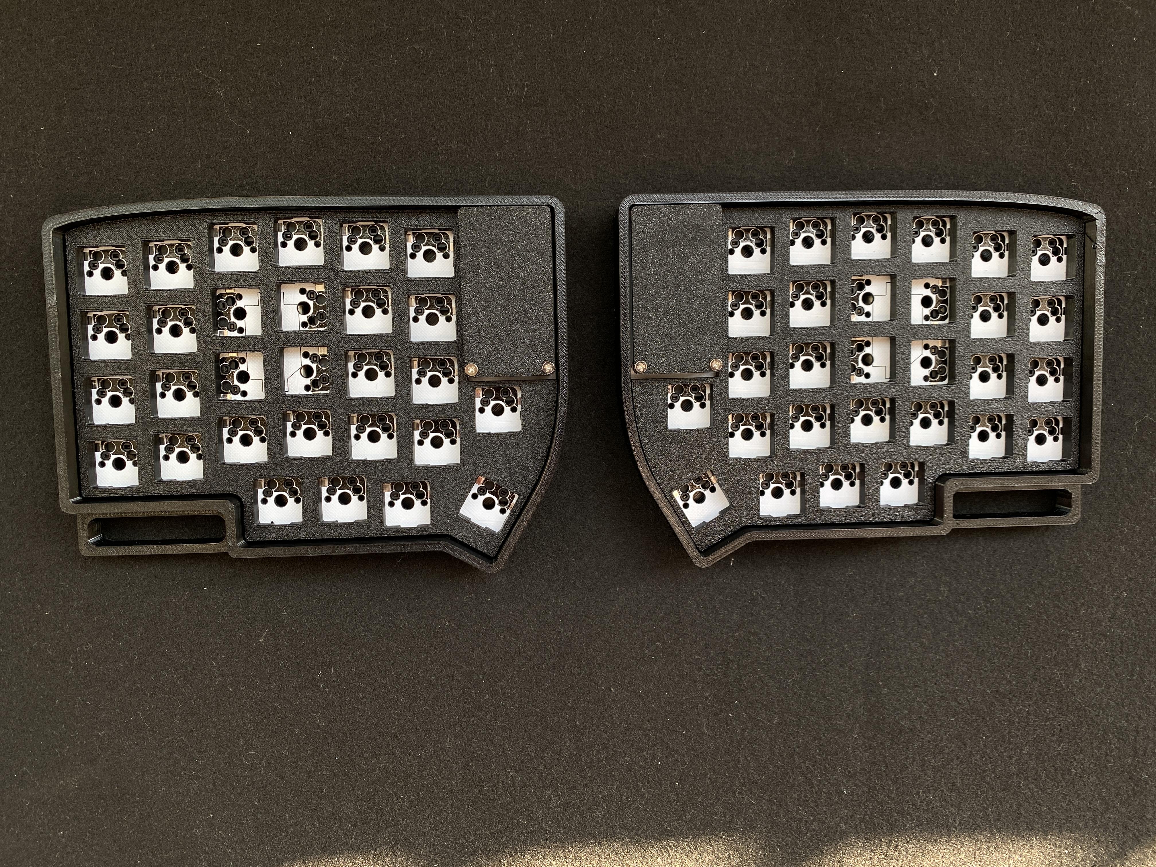 Weekin - LILY 58 Wireless 2.4G Split Mechanical Keyboard
