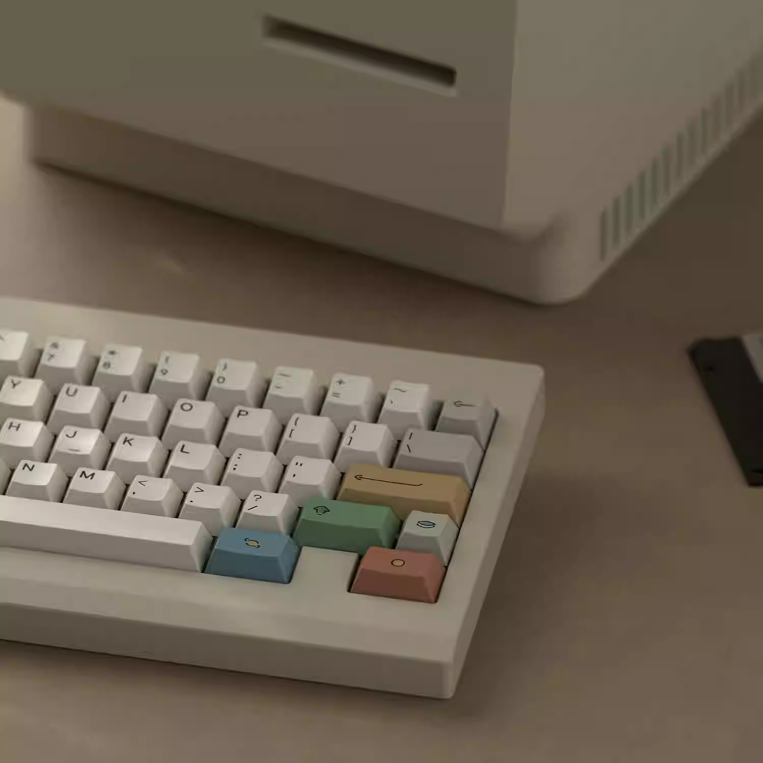 DOT WORKS - iRetro Keycap Set