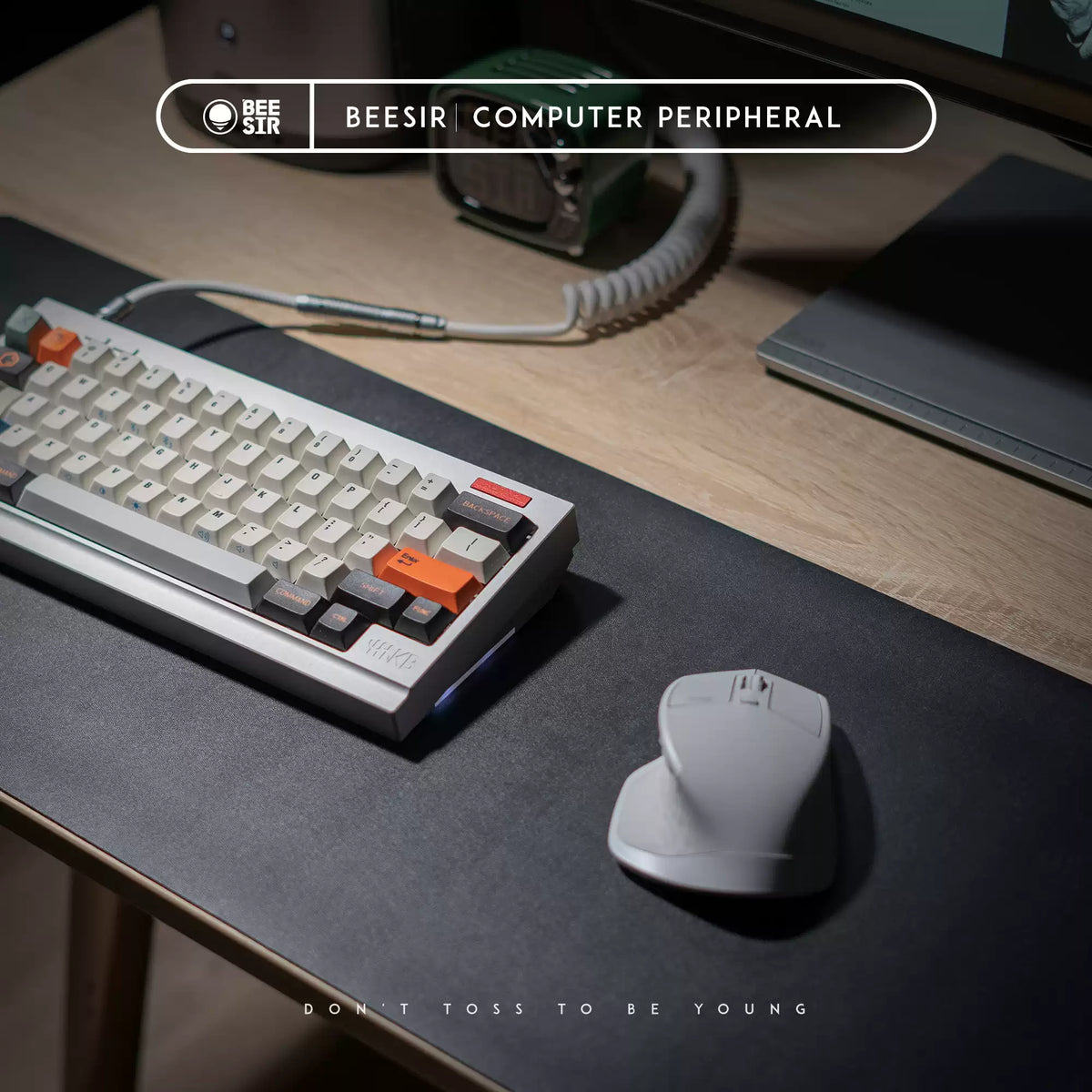 BEESIR - Solid Color Leather-Textured Office Desk Mat