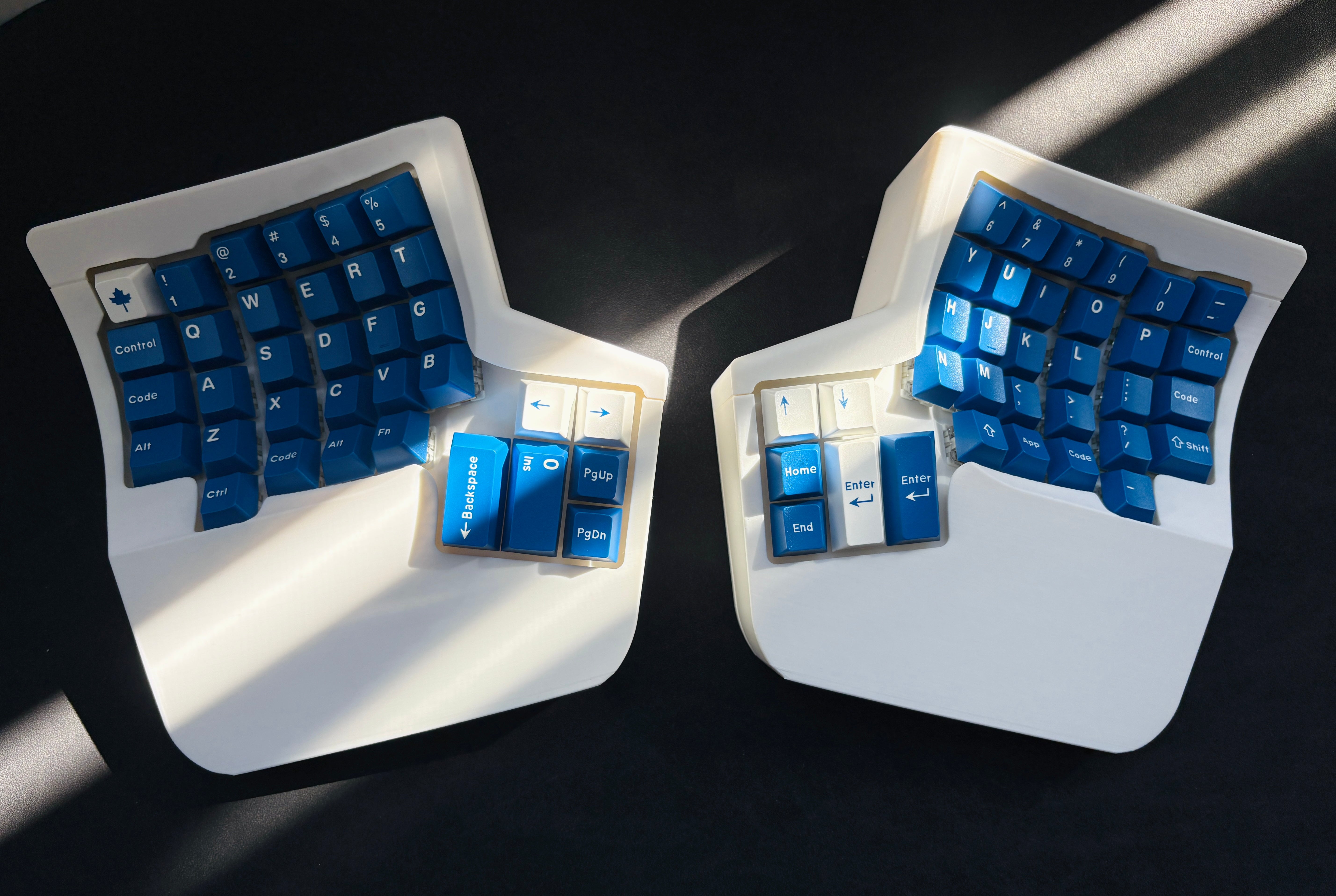 Weekin - WK Ergo 360 Split Wireless Ergonomic Mechanical Keyboard