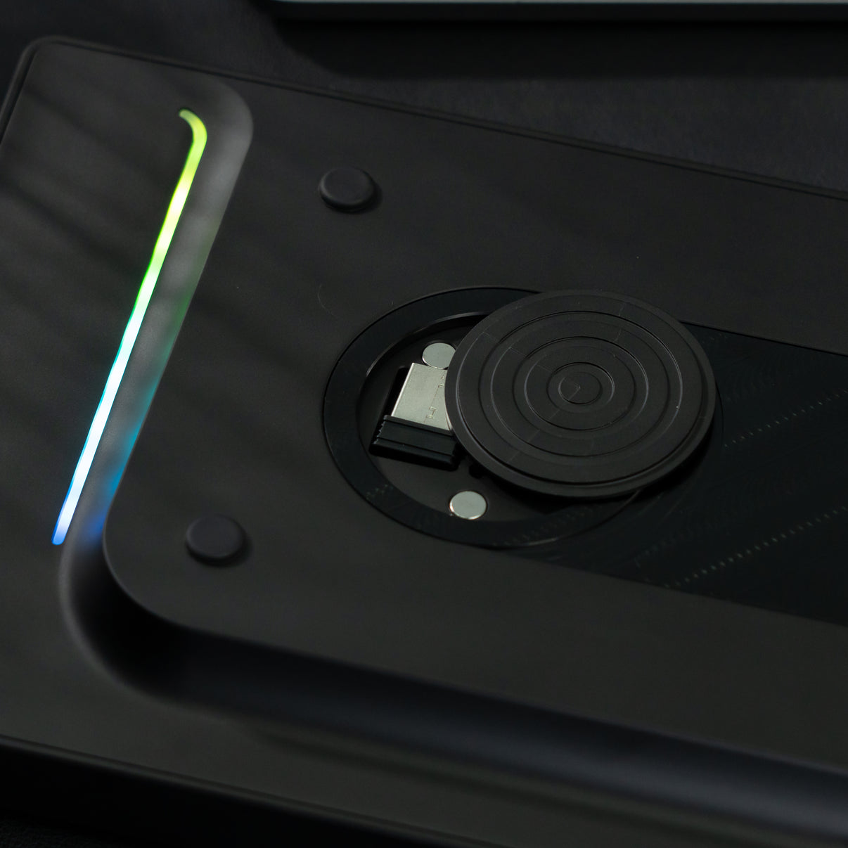 Chilkey - ND104 Full-Size Low-Profile RGB Mechanical Keyboard