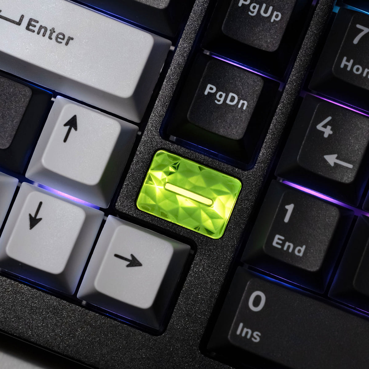 Akko Mineral 02 black mechanical keyboard illuminated indicator detail