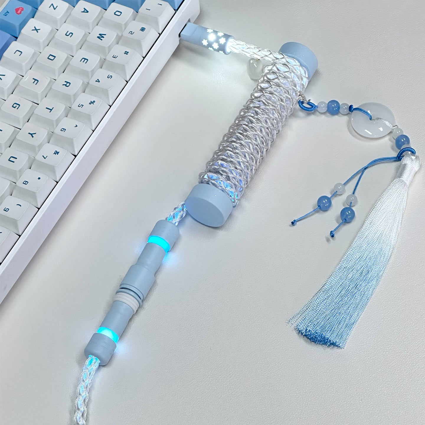 UNKNOWN ERROR - D33 White Blue Light - Lazy Cat Series Keyboard Cable