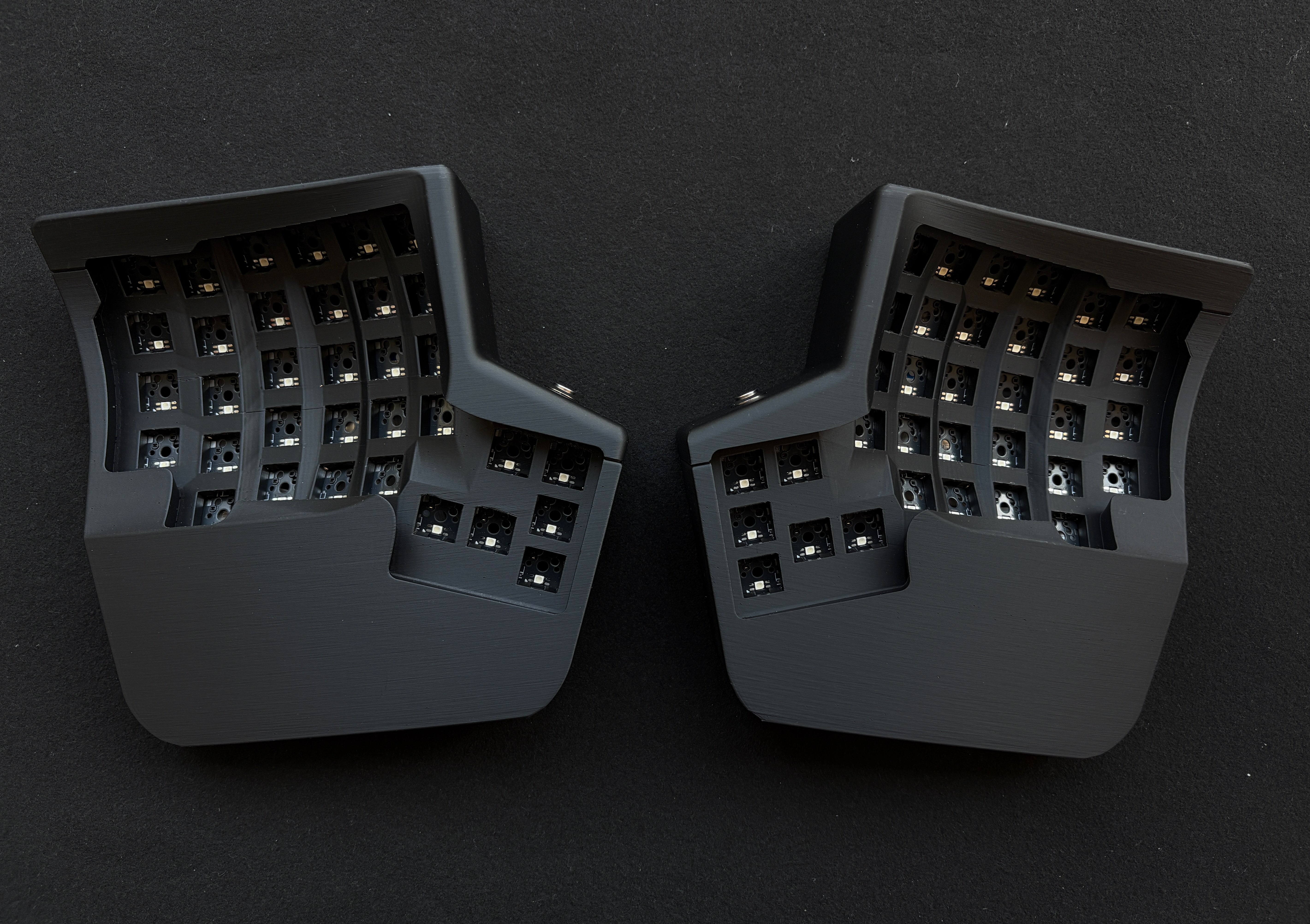 Weekin - WK Ergo 360 Split Wireless Ergonomic Mechanical Keyboard