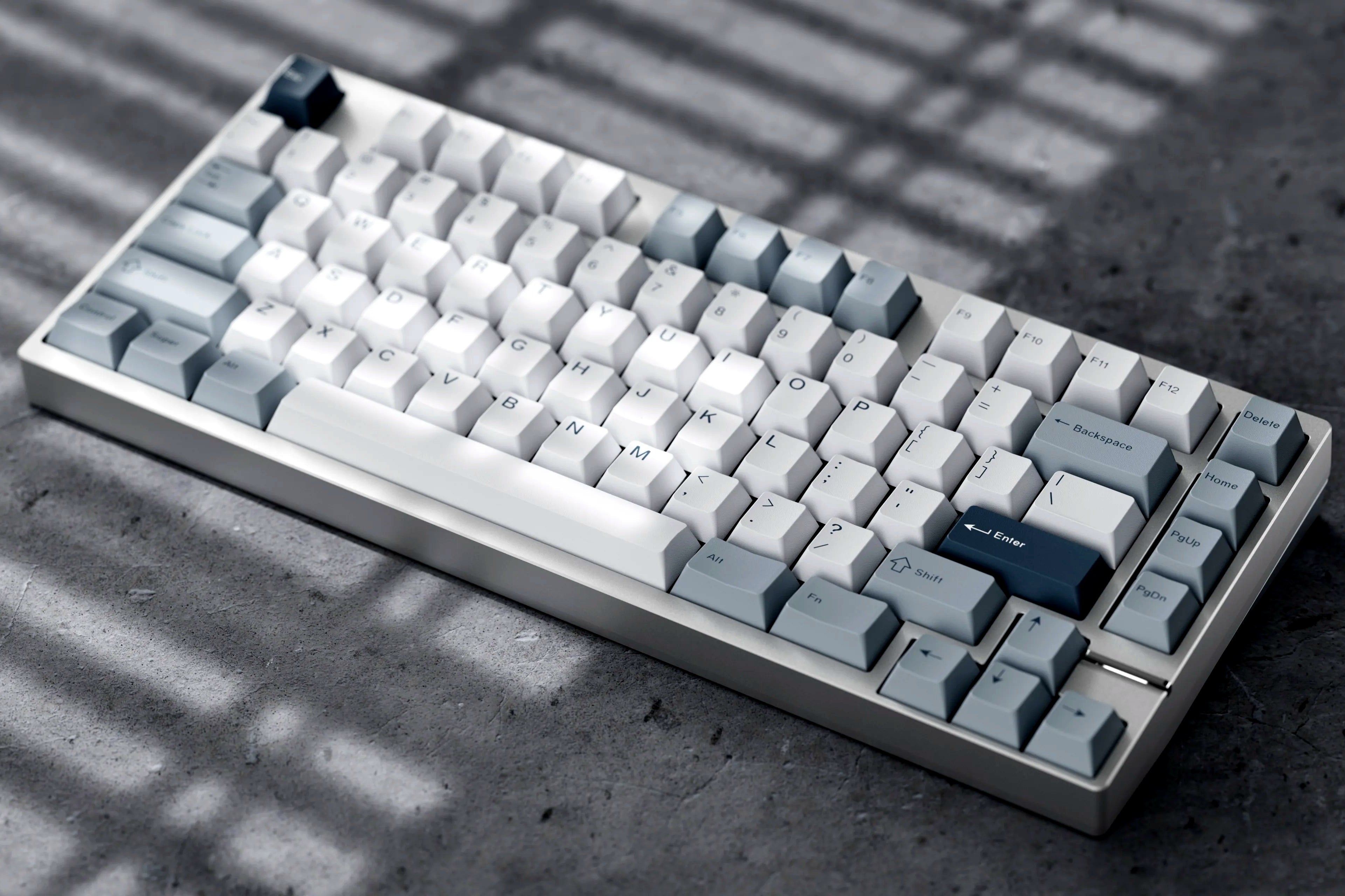 Qwertykeys - Neo75 Mechanische Tastatur Barebone Kit (Vorbestellung)