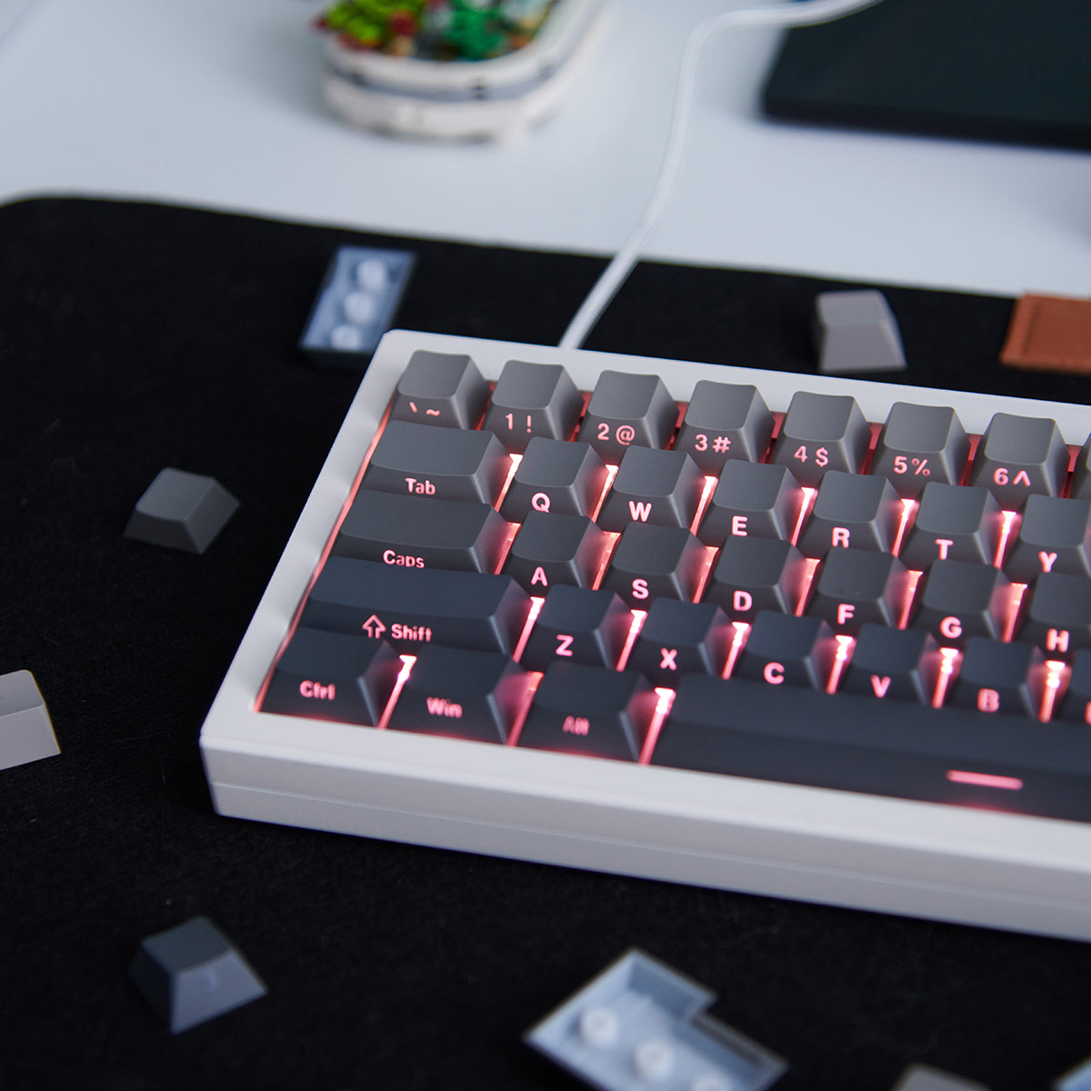 Polar Daytime – Side Engraved 131 PBT ANSI/ISO Keycap Set