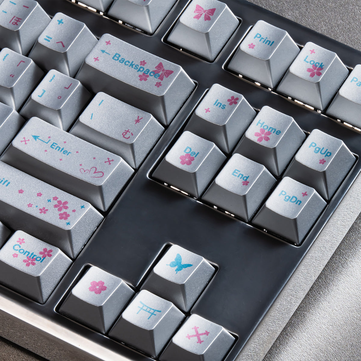 Spring Scenery Black/Silver - ISO/ANSI Keycap Set - Cherry Profile