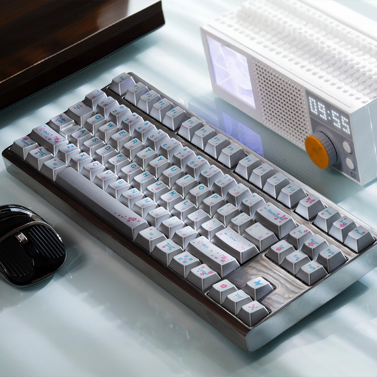 Spring Scenery Black/Silver - ISO/ANSI Keycap Set - Cherry Profile