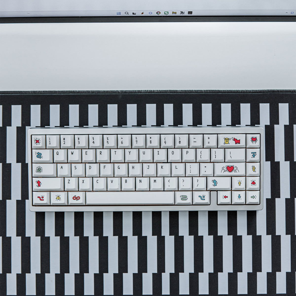 White Graffiti - PBT - ANSI Keycap Set - Cherry Profile