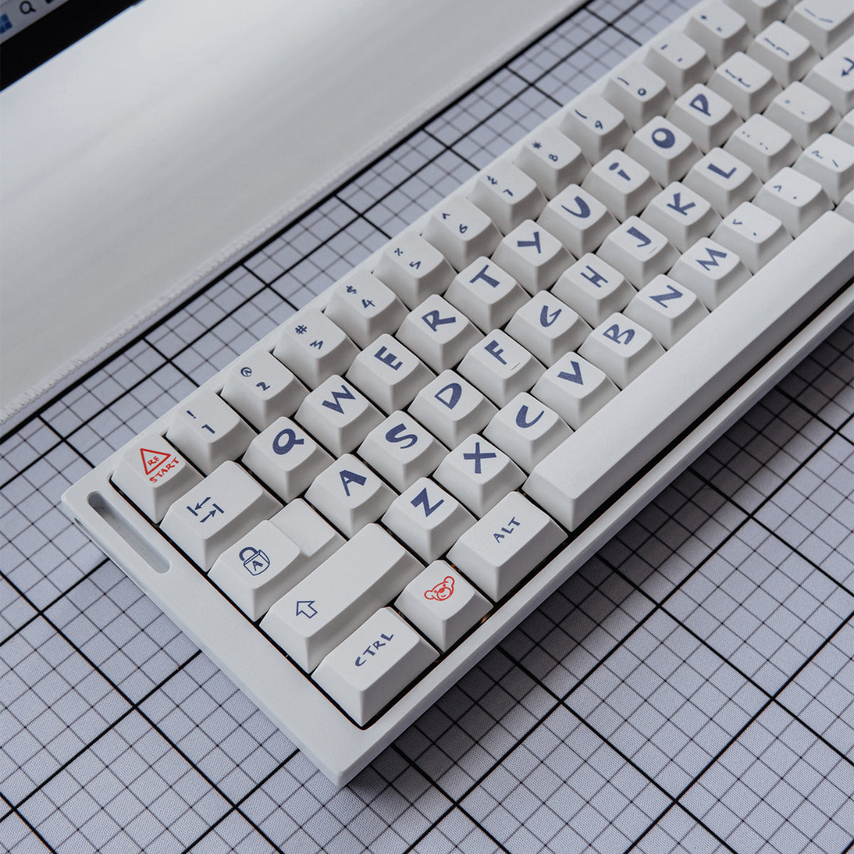 Drawn Bear Bold - PBT - ISO/ANSI Keycap Set - Cherry Profile