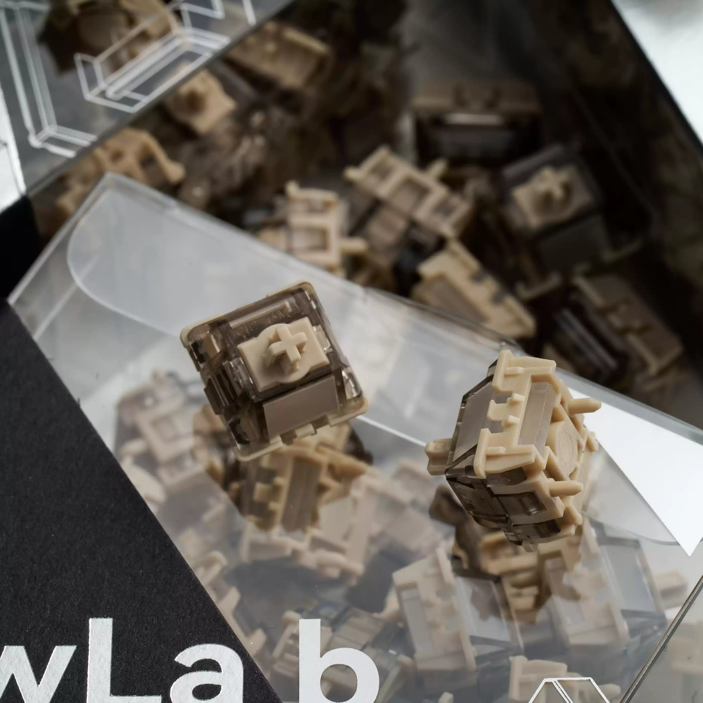 OWLAB - Ti Hall-Effect Linear Magnetic Switches