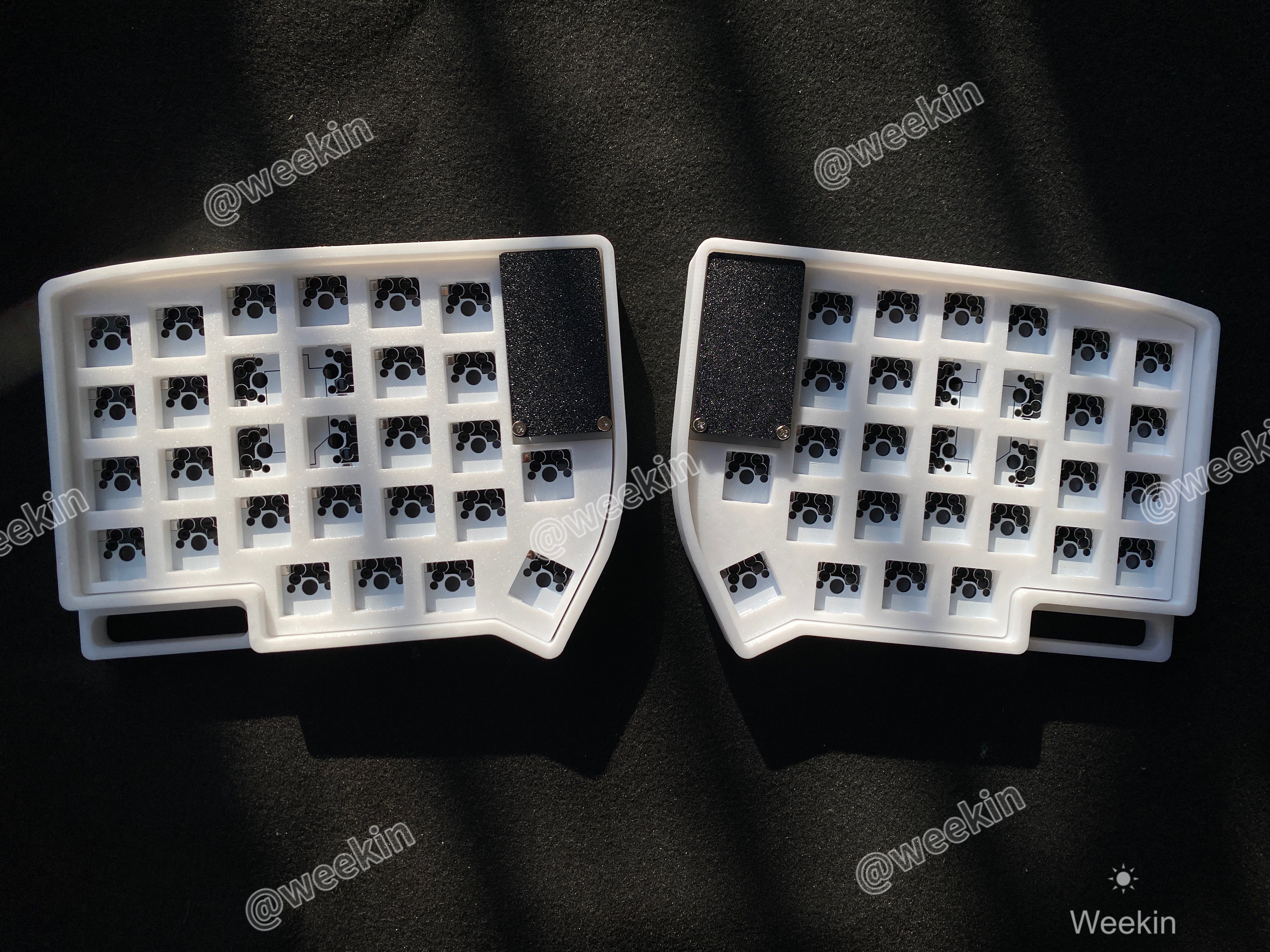 Weekin - LILY 58 Wireless 2.4G Split Mechanical Keyboard