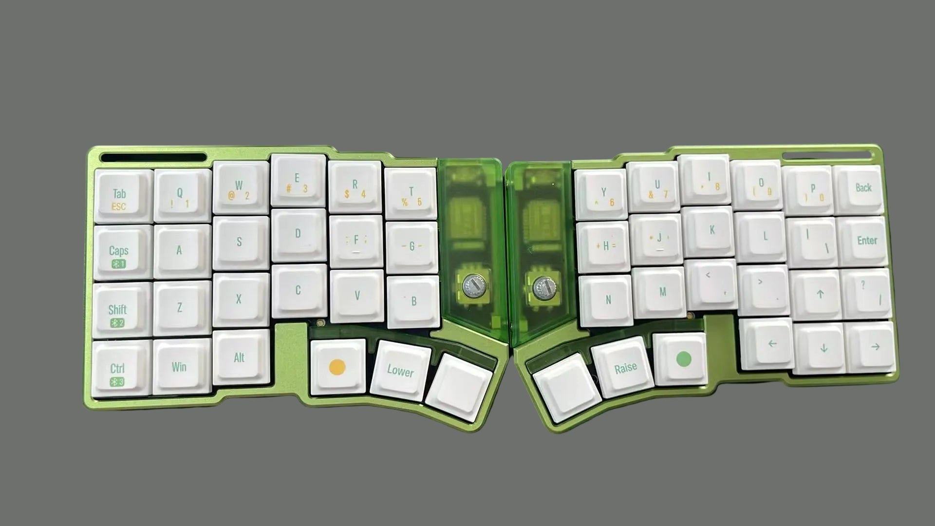 Cornix LP - Split Mechanical Keyboard | Low-Profile Ergonomic