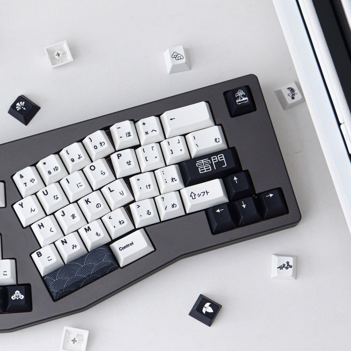 Kaminarimon Japanese – 152-Key Cherry Profile ANSI Keycap Set