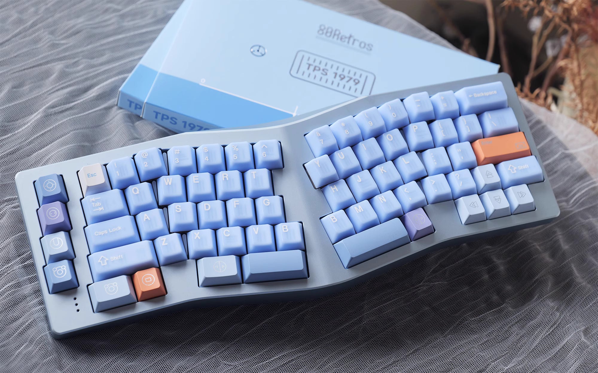 80Retros  – TPS1979 Cherry Profile Keycap Set