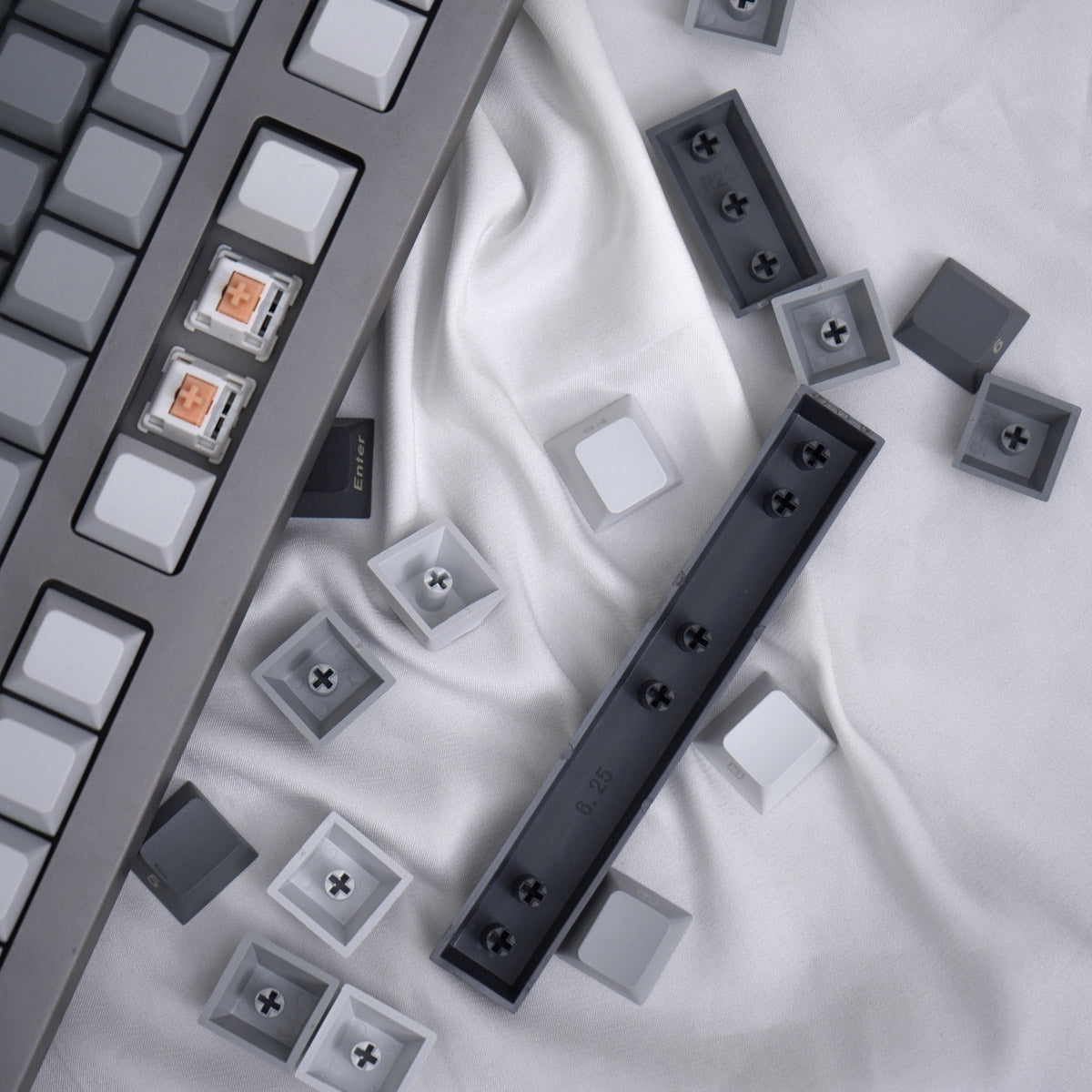 Grey Gradient - 125 Cherry ANSI Keycap Set
