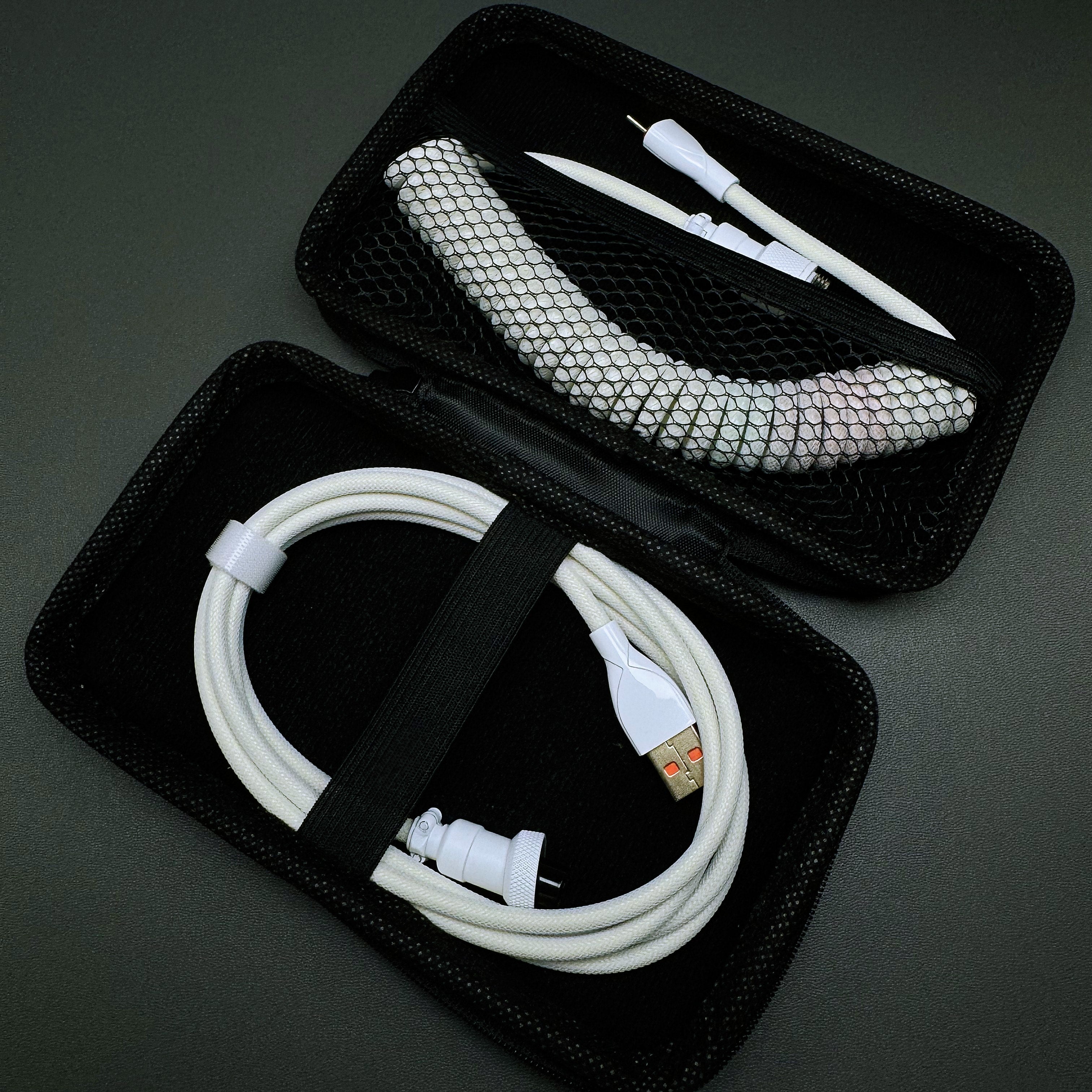 Cable USB a USB-C en espiral clásico OZO para teclados mecánicos
