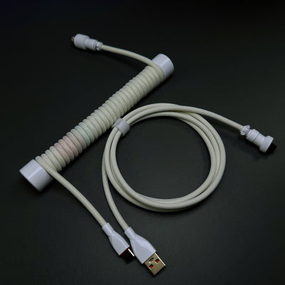 Cable USB a USB-C en espiral clásico OZO para teclados mecánicos