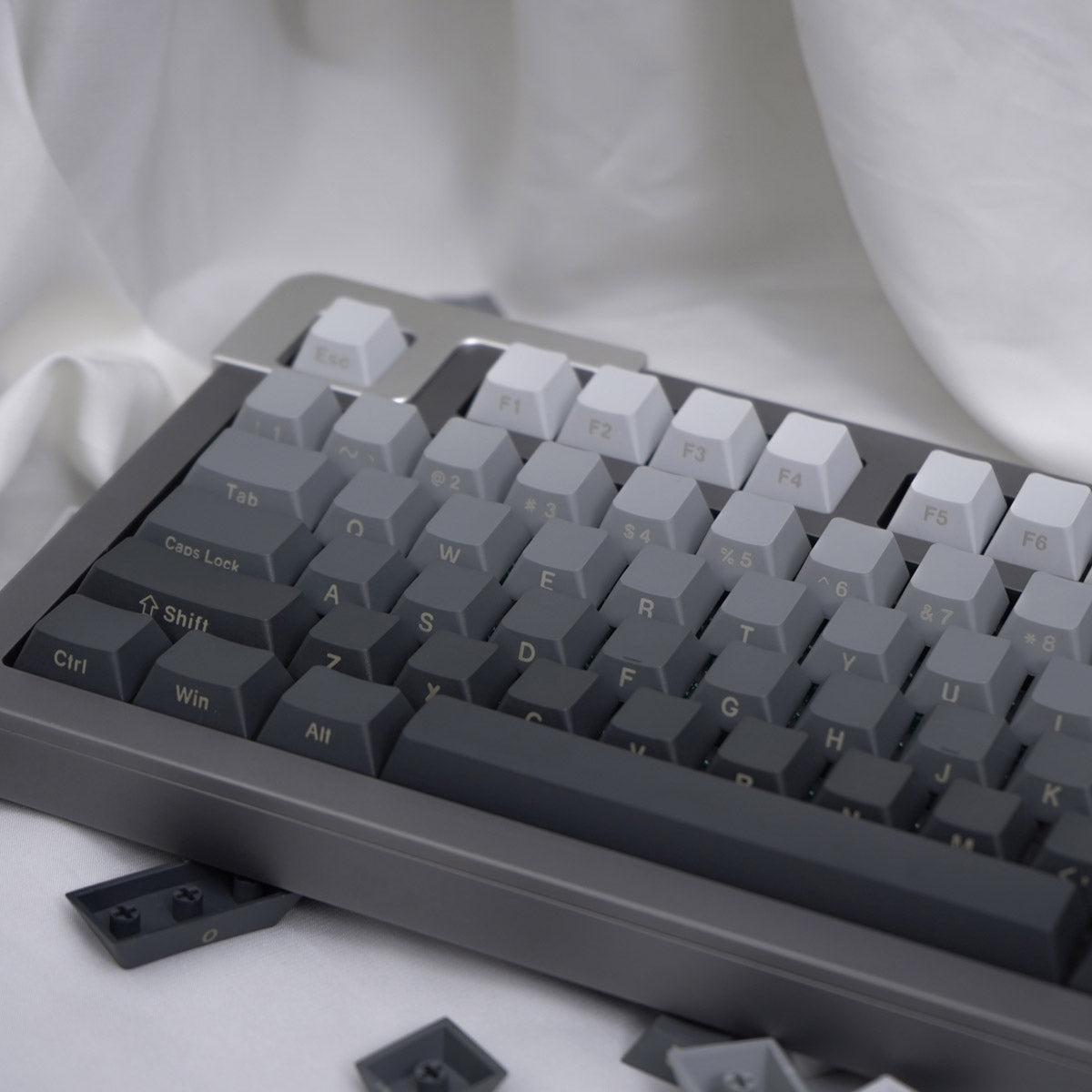 Grey Gradient - 125 Cherry ANSI Keycap Set