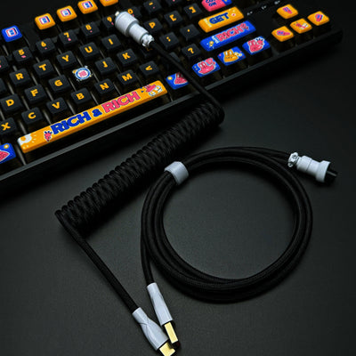 Cable USB a USB-C en espiral clásico OZO para teclados mecánicos
