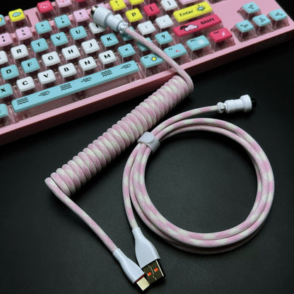 Cable USB a USB-C en espiral clásico OZO para teclados mecánicos