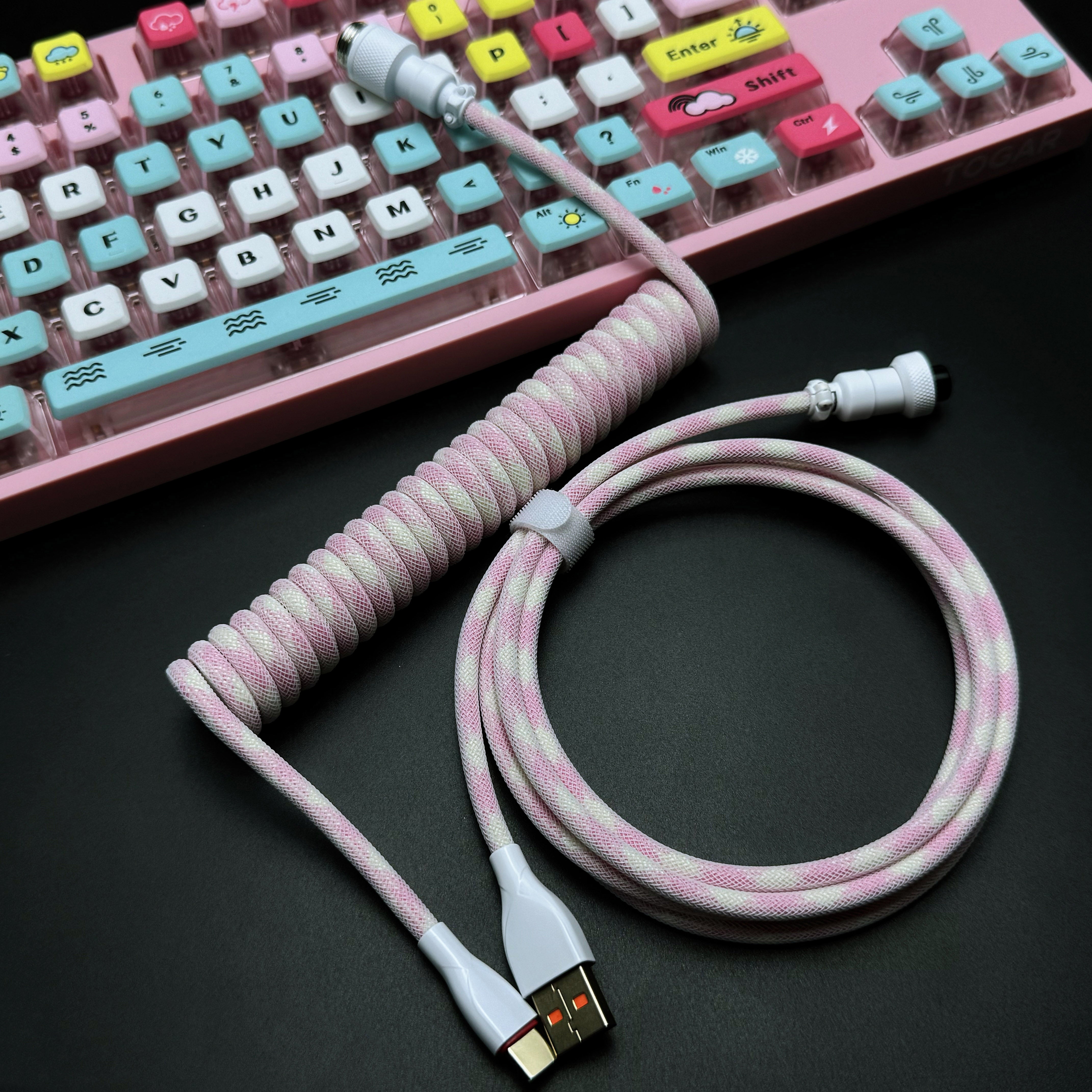 Cable USB a USB-C en espiral clásico OZO para teclados mecánicos