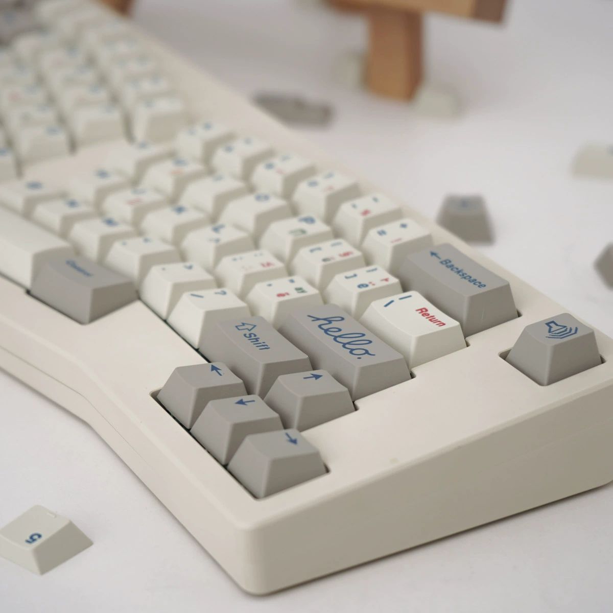 Vintage Greek 9009 – 136-Key Cherry Profile ANSI/ISO Keycap Set