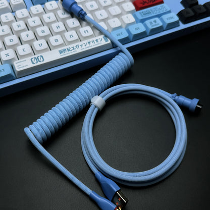 Cable USB a USB-C en espiral clásico OZO para teclados mecánicos