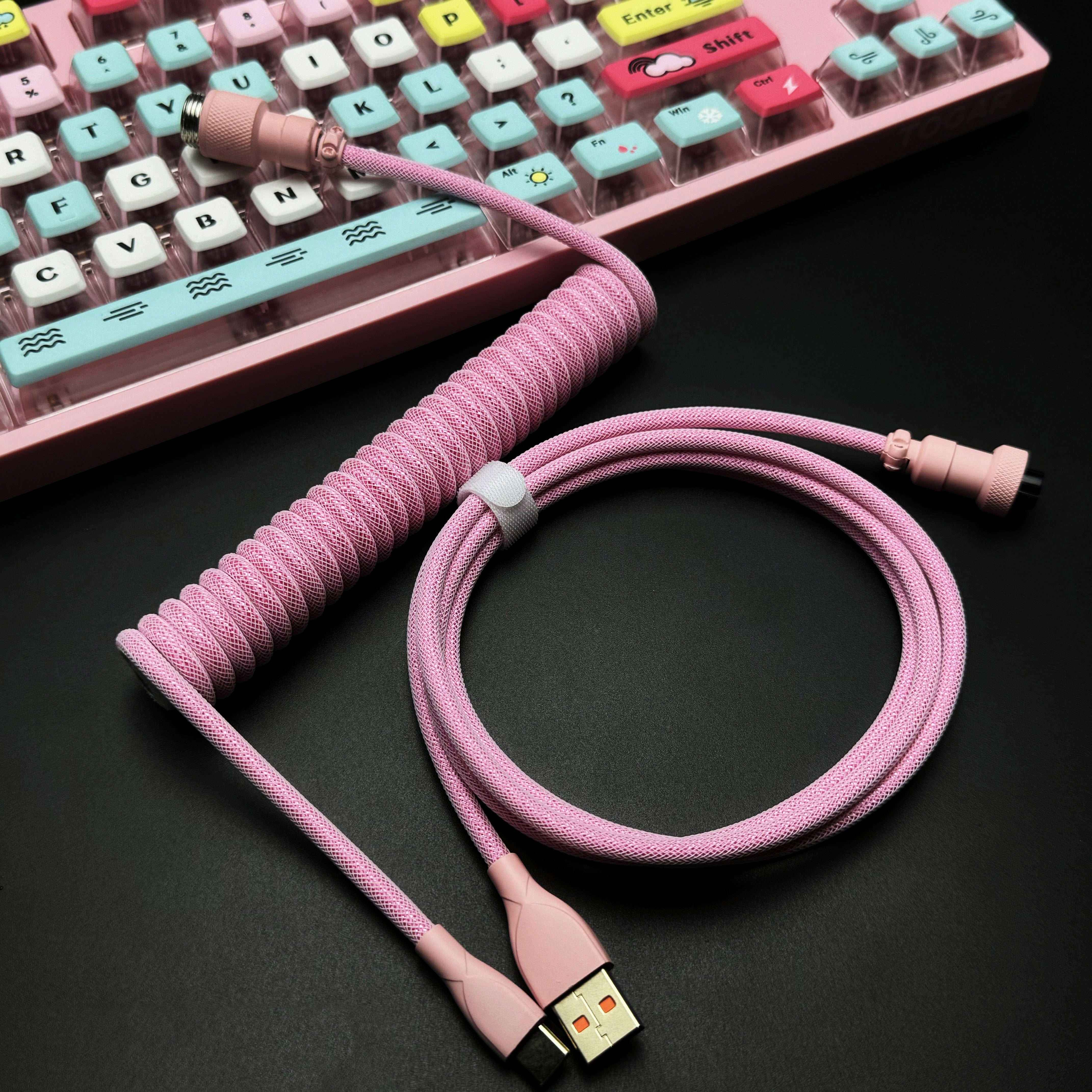 Cable USB a USB-C en espiral clásico OZO para teclados mecánicos