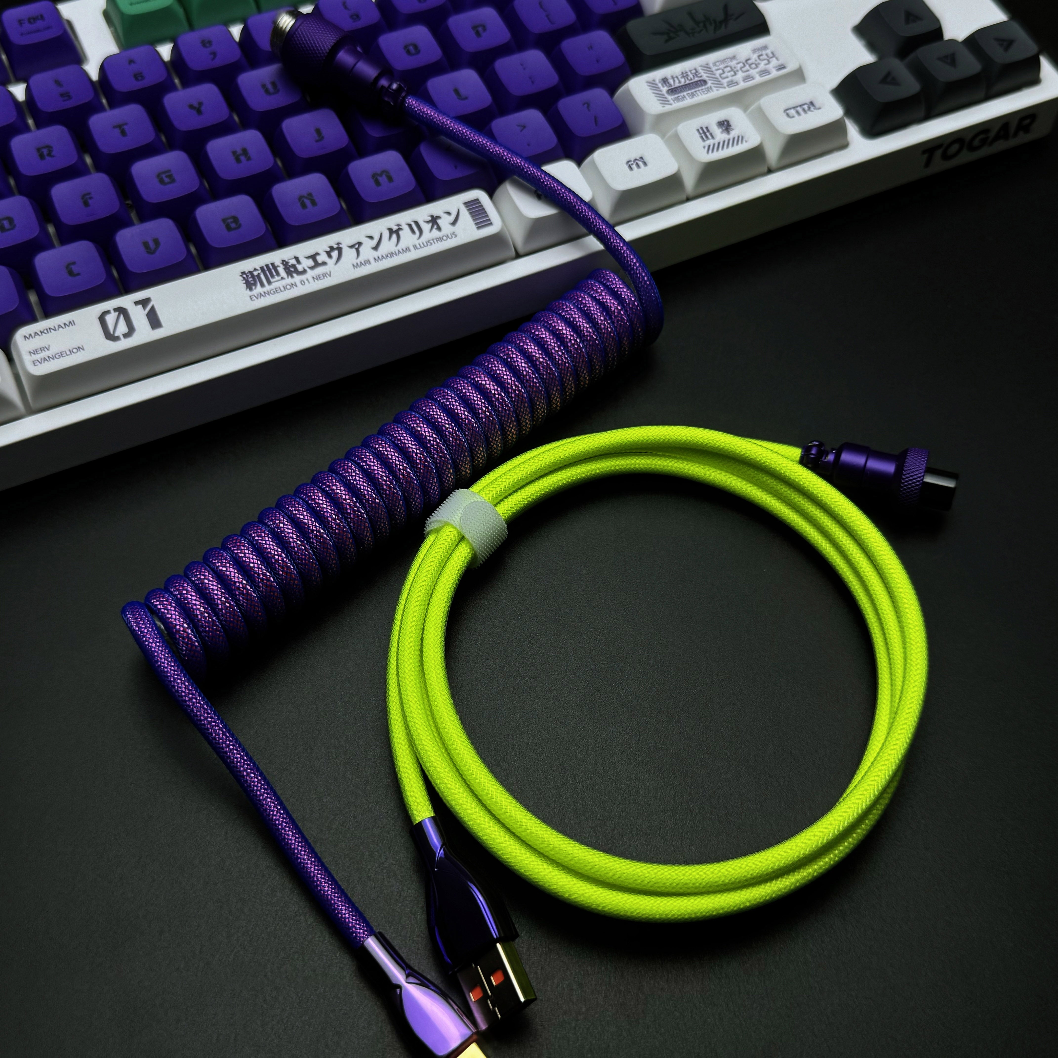 Cable USB a USB-C en espiral clásico OZO para teclados mecánicos