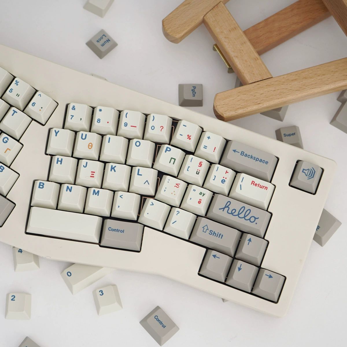 Vintage Greek 9009 – 136-Key Cherry Profile ANSI/ISO Keycap Set