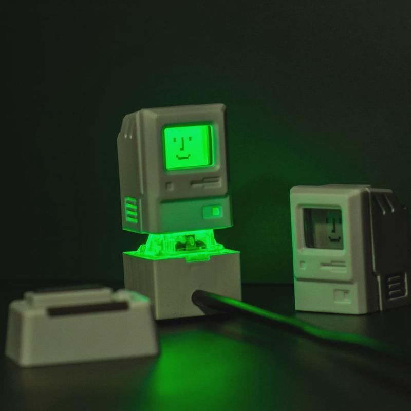 Macintosh-Inspired Keycap – Classic Retro Design