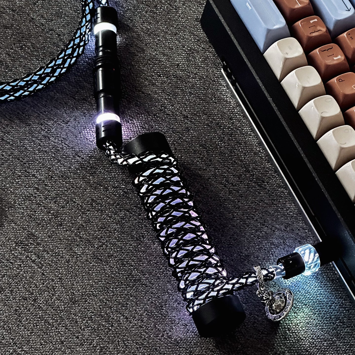 UNKNOWN ERROR - D39 RGB Light - Dark Star Series Keyboard Cable