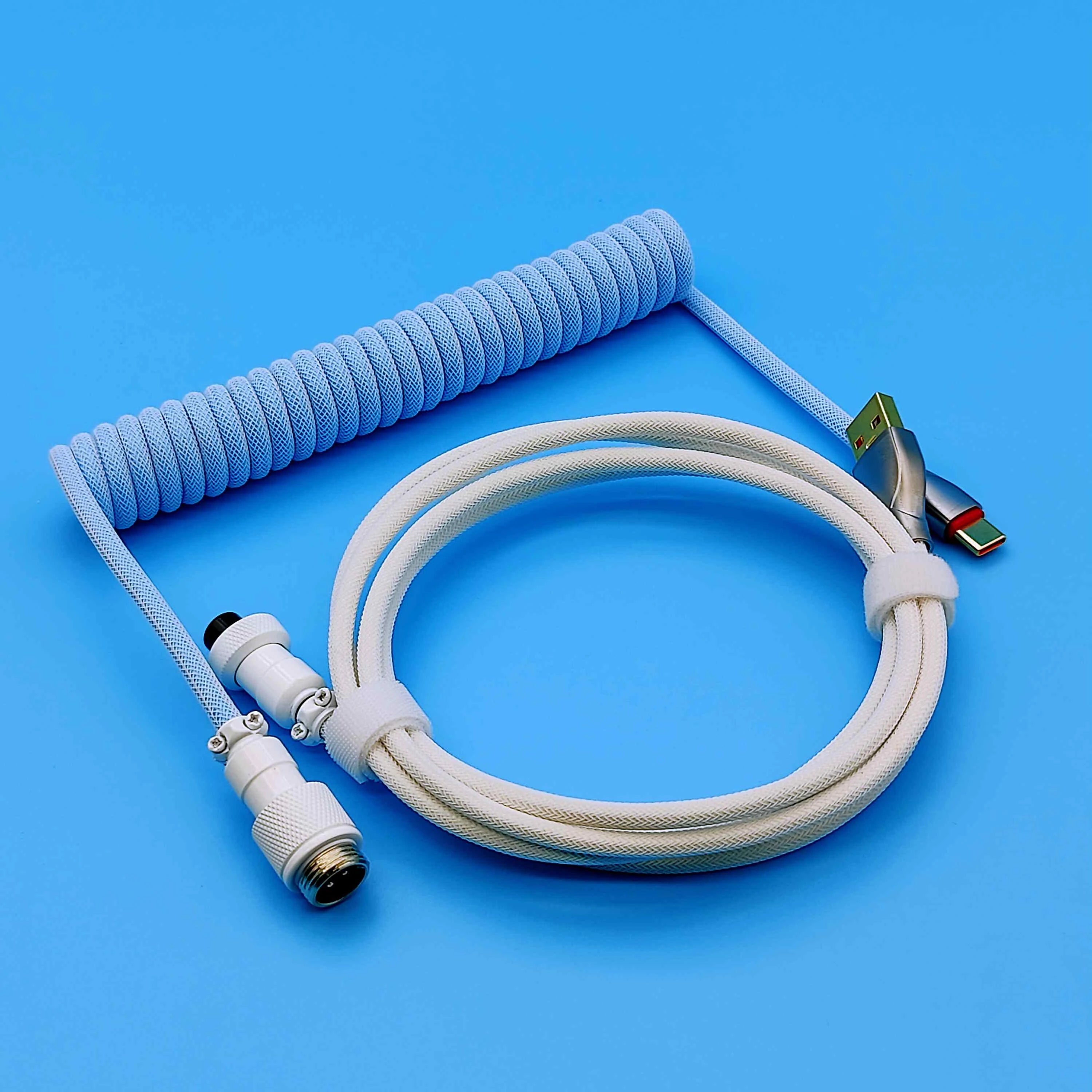 Cable USB-A a USB-C en espiral OZO Retro para teclados mecánicos