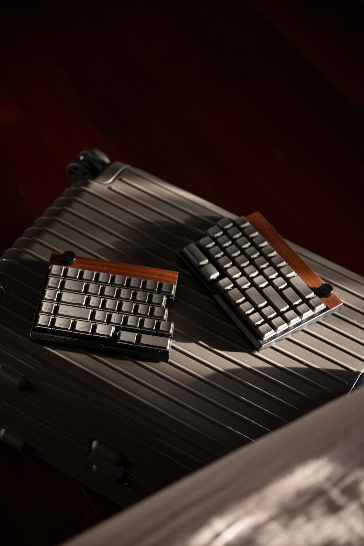 Jiffy75 - Wireless Split Low-Profile Mechanical Keyboard