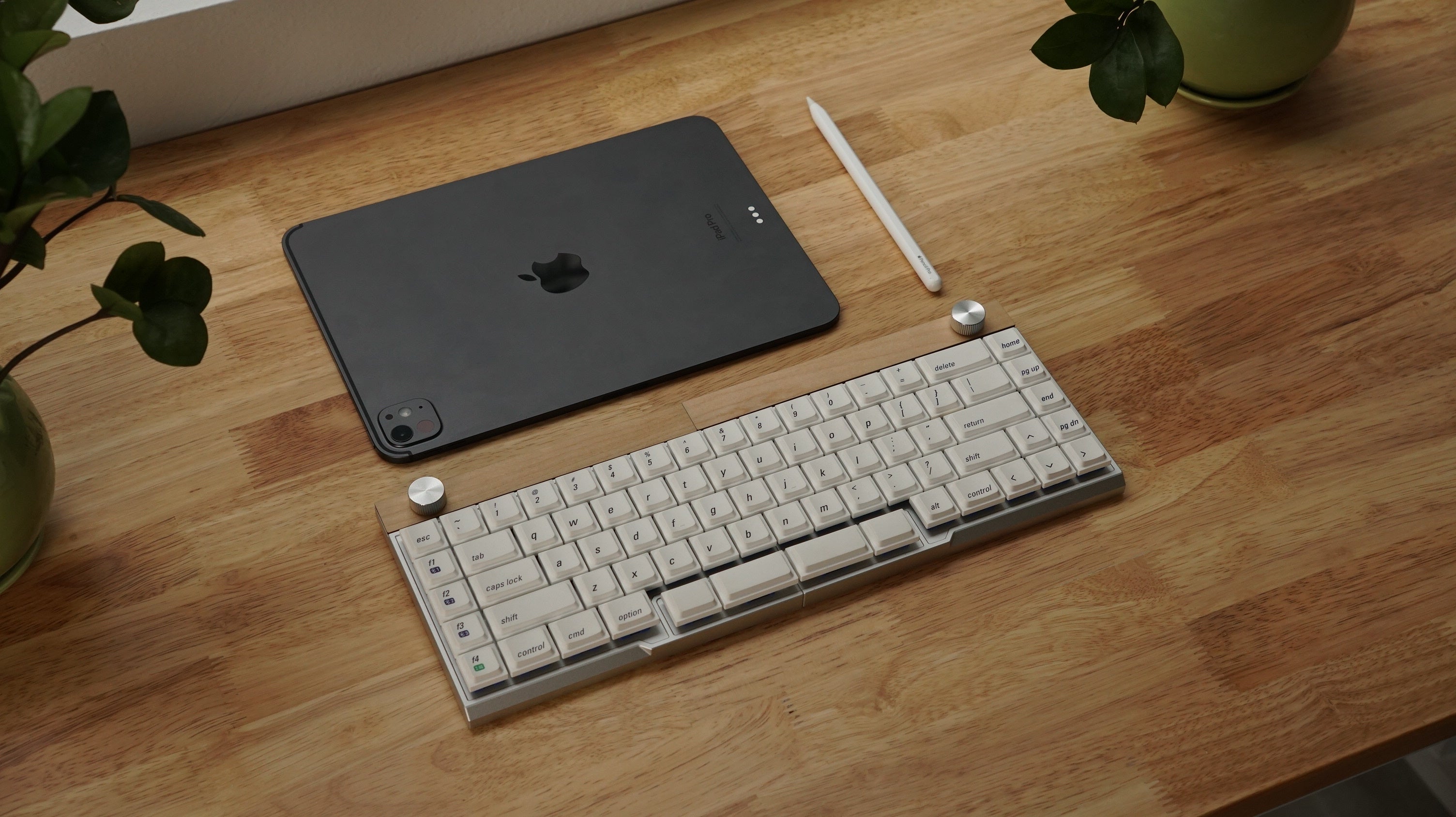 Jiffy75 - Wireless Split Low-Profile Mechanical Keyboard (pre-order)