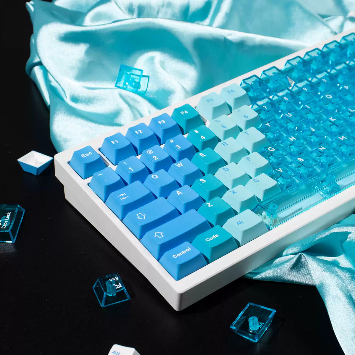 Mintcaps PBT and translucent PC keycap set in blue.#color_blue